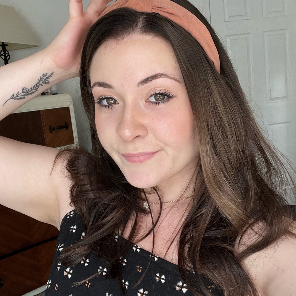 Meet your Posher, Maia